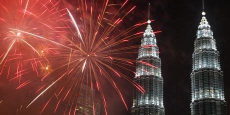 Happy New Year - Kuala Lumpur | New year fireworks, Fireworks display ...