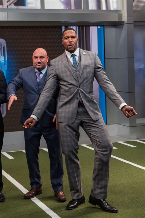 Michael Strahan Suits - The former american football star and super ...