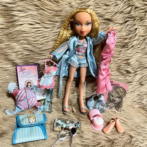 Bratz Nighty Nite Fianna Doll, Hobbies & Toys, Toys & Games on Carousell