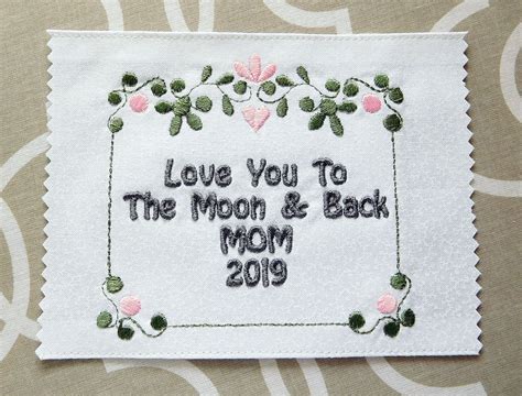 Custom Embroidered Quilt Label NEW Design Garland Top Border - Etsy | Embroidered quilt labels ...