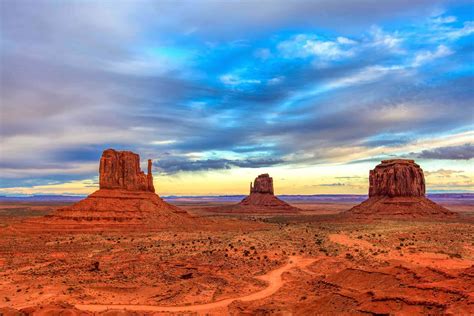 Download Monument Valley Navajo Tribal Park Sky Wallpaper | Wallpapers.com