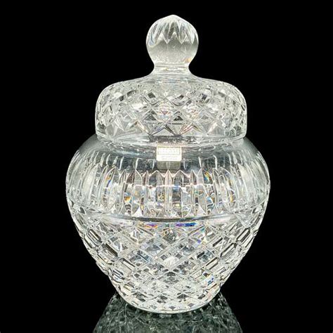Vintage Fifth Avenue Crystal Lidded Ginger Jar sold at auction on 14th ...