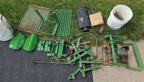 Lot of John Deere tractor parts - Kramer Auction LLC