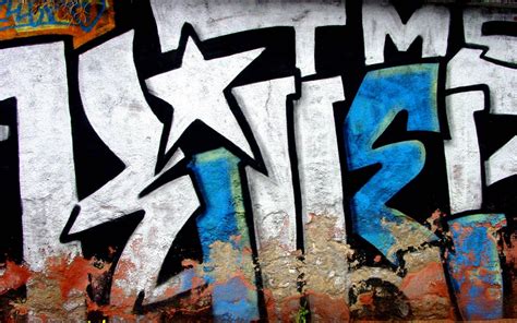 Art Wall Decor: Graffiti Art Wallpaper