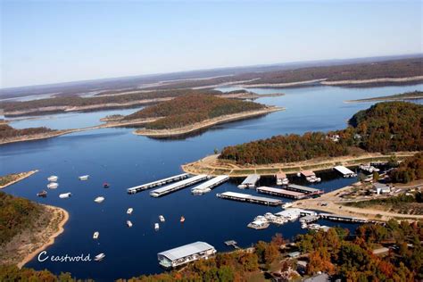 Setting out from Bull Shoals Lake Boat Dock to the open water