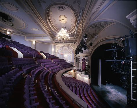 Ambassador Theatre | Shubert Organization