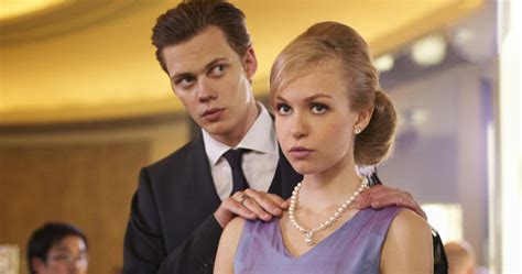 Bill Skarsgard and Penelope Mitchell in HEMLOCK GROVE - Season 1 ...