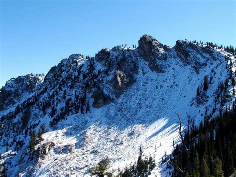 Wolf mountain's jagged summit ridge : Photos, Diagrams & Topos : SummitPost