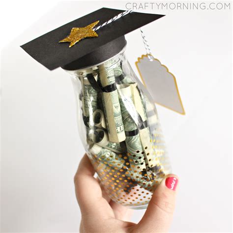 12 Creative Graduation Gifts that are Easy to Make