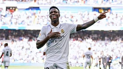 'Keep dancing Vinicius Junior', Fans urge Brazilian star for trademark celebration after racist ...