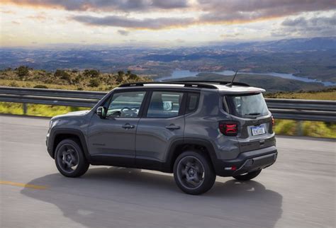 Jeep Renegade 2023: Preços, Versões e Ficha Técnica