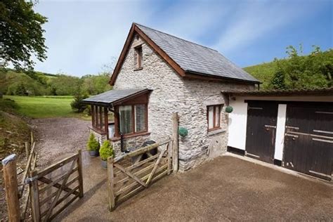 Mill Meadow Cottage, a romantic holiday cottage in Devon https://www.myfavouriteholidaycottages ...