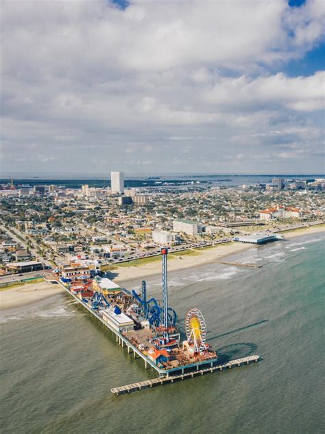 Visiting the Galveston Island Historic Pleasure Pier | Visit Galveston