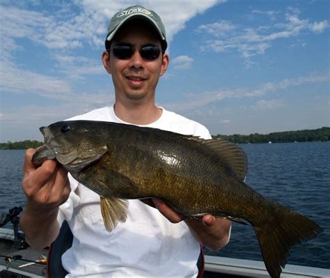 How to Catch Smallmouth Bass - Tips for Fishing for Smallmouth Bass