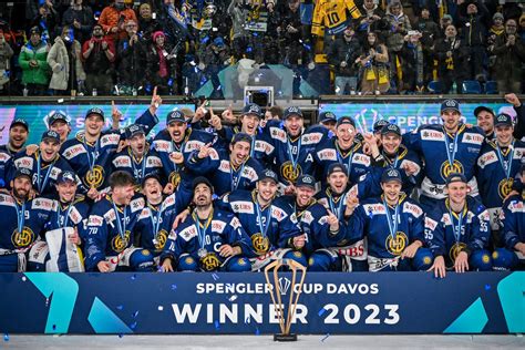 Der HC Davos schlägt Pardubice und gewinnt zum 16. Mal den Spengler Cup