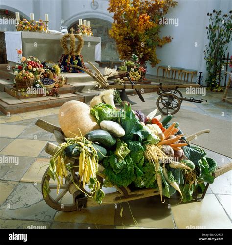 Harvest festival decoration, thanksgiving decorations, parish church of ...