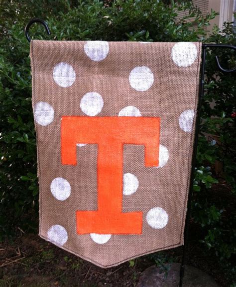 Items similar to Burlap Tennessee Vols Garden Flag on Etsy