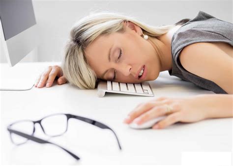 Narcolepsy - Causes, Signs, Symptoms, Medication & Treatment