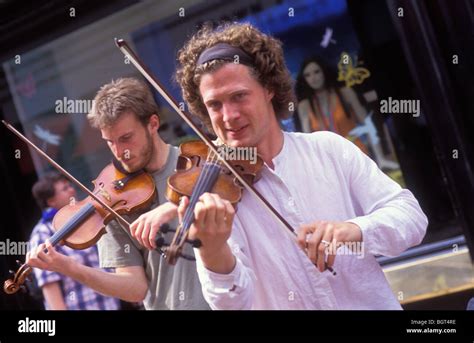 Buskers at Grafton Street, Dublin, Ireland Stock Photo - Alamy