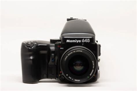 Camera Review: Mamiya 645 Pro, plastic fantastic? - Kikie Wilkins | EMULSIVE