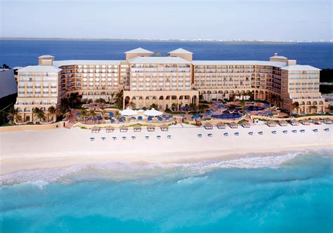 Kempinski Hotel Cancún - Book with free breakfast, hotel credit, VIP status and more