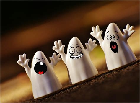 10 adornos de Halloween caseros que se hacen rápido y sin gastar mucho ...