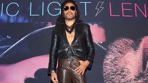 Lenny Kravitz Does Extreme Weight Workout in Leather Pants and Boots | Entertainment Tonight