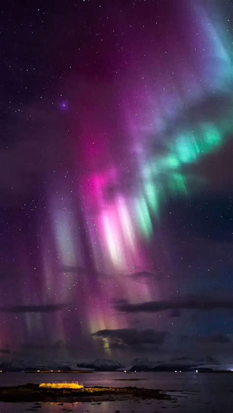 🔥 [46+] Northern Lights Moving Wallpapers | WallpaperSafari