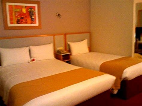 Jurys Inn Edinburgh triple room | My reivew of Jurys Inn Edi… | Flickr