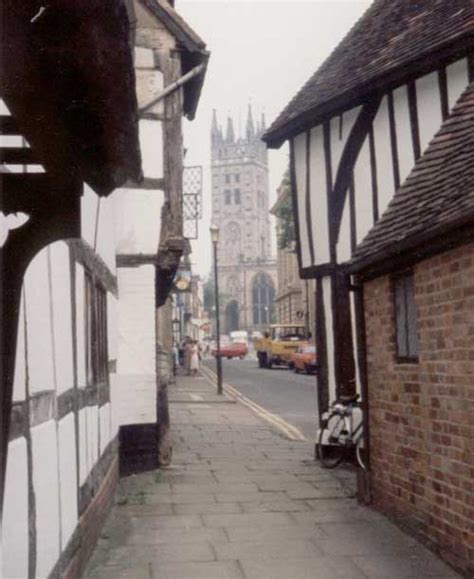 Half Timbered Houses: Buildings England - e-architect