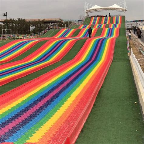 Artificial Tubing Slope Rainbow Tubing Track in China