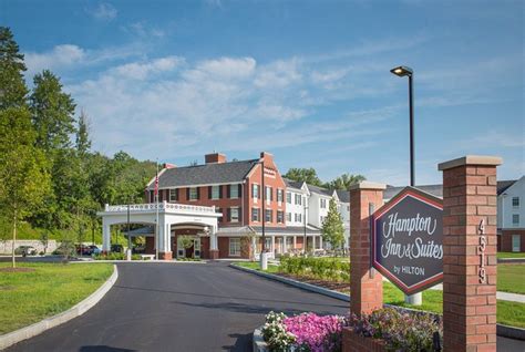 HAMPTON INN & SUITES MANCHESTER - Updated 2024 Prices & Hotel Reviews (VT)