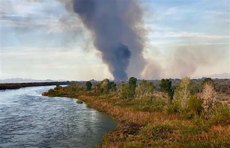 Lost Lake Fire. Photo by IMT - Wildfire Today