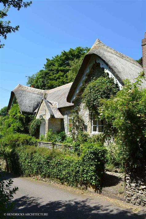 A History of Thatch Roofing – Mountain Architects – Hendricks Architecture