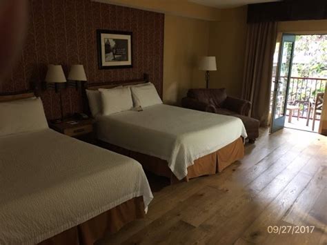 Bearskin Lodge on the River Hotel - UPDATED 2017 Prices & Reviews (Gatlinburg, TN) - TripAdvisor