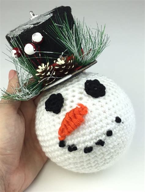 Crochet Snowman Ornament - Hooked for Life