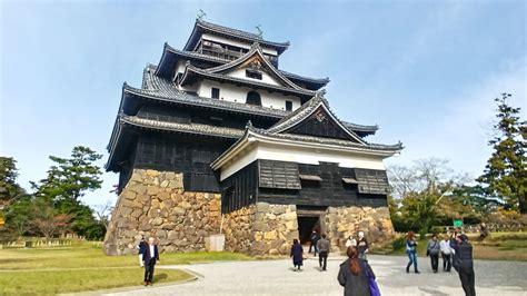 7 Spectacular Japanese Castles You Must Visit (With Itineraries) - WanderWisdom