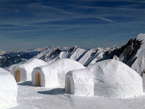 Inuit Igloos