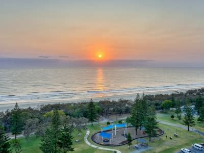 Carmel By The Sea | Broadbeach Accommodation | Gold Coast Apartments