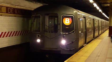 MTA R160 (Q), R68 (B) & R46 (R) Subway Action at Dekalb Avenue - YouTube