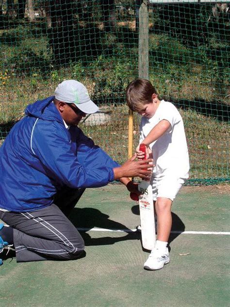 Youth Cricket - Coaching – Kids Connection