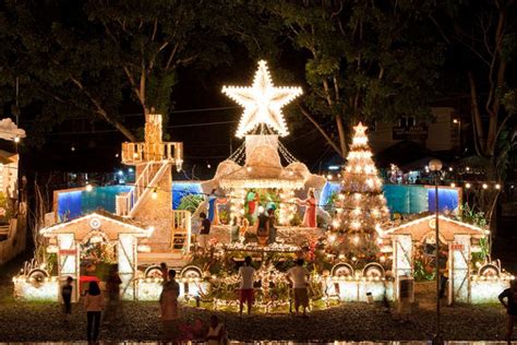 7 Christmas Traditions that Will Always Be in Every Filipino’s Heart - Tripzilla Philippines