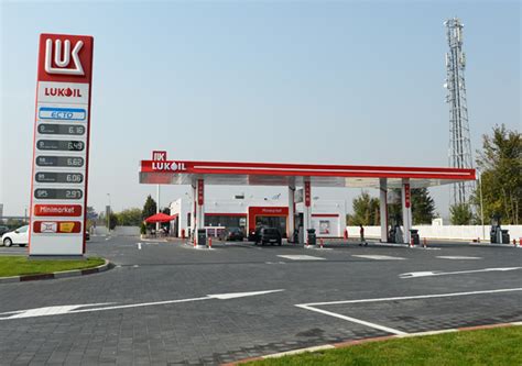 Economica.net - De ce să cumpere şoferii carburanţii cu aditivi? Recomandările Lukoil România ...