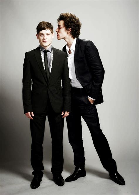 Iwan Rheon and Robert Sheehan ♥ - Misfits E4 Photo (17457016) - Fanpop