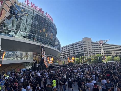 Stanley Cup Champions Parade Mega Post: Streams, Tweets, Videos, Quotes ...