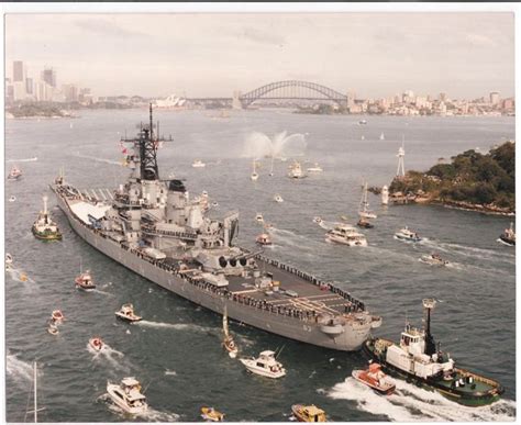 USS Missouri BB63, entering Sydney Harbor "I love this town" | Uss ...