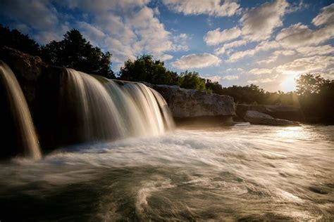 8 Captivating Texas Waterfalls You Absolutely Need to See - Territory ...