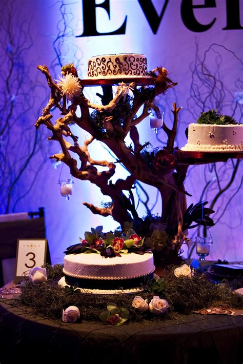 Tree Branch Cake Stand. Branch Tree with Stand for Cake Decorating and ...