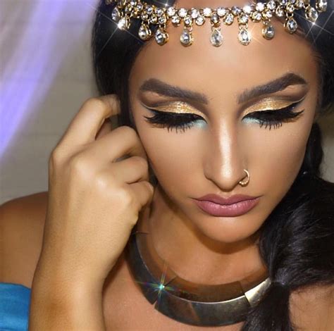 Pin by Maritza Rubalcava on Eye shadows | Jasmine makeup, Princess jasmine makeup, Makeup