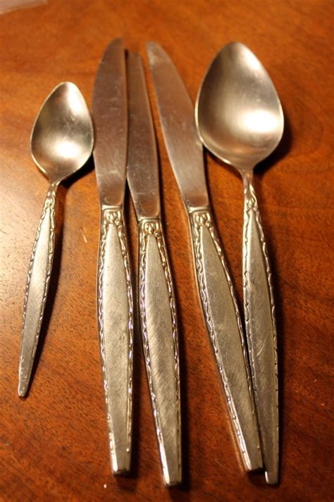 VENETIA by ONEIDA COMMUNITY Stainless Flatware Vintage